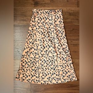 Urban Outfitters. Silk, slip midi skirt. Size S. Animal print.